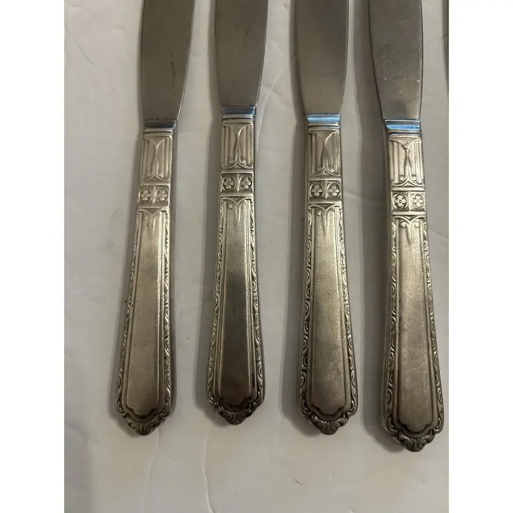 Antique Wallco Sectional A1+ Silver plate Carlton Set (7) Art Deco Grille Knives